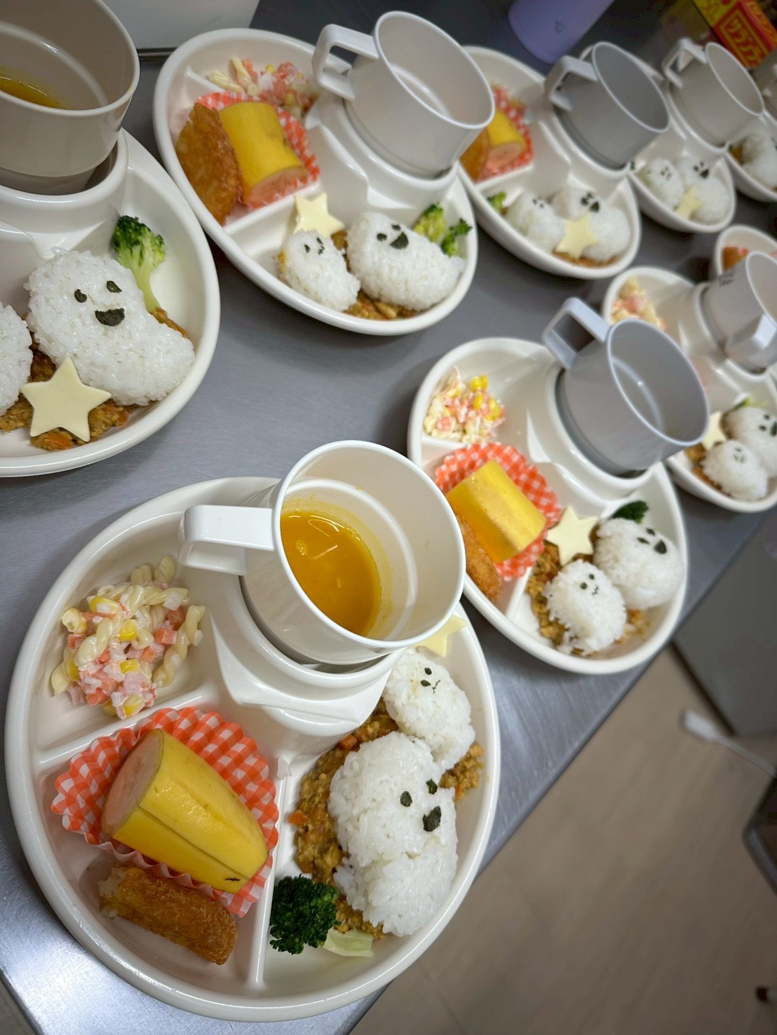 給食
